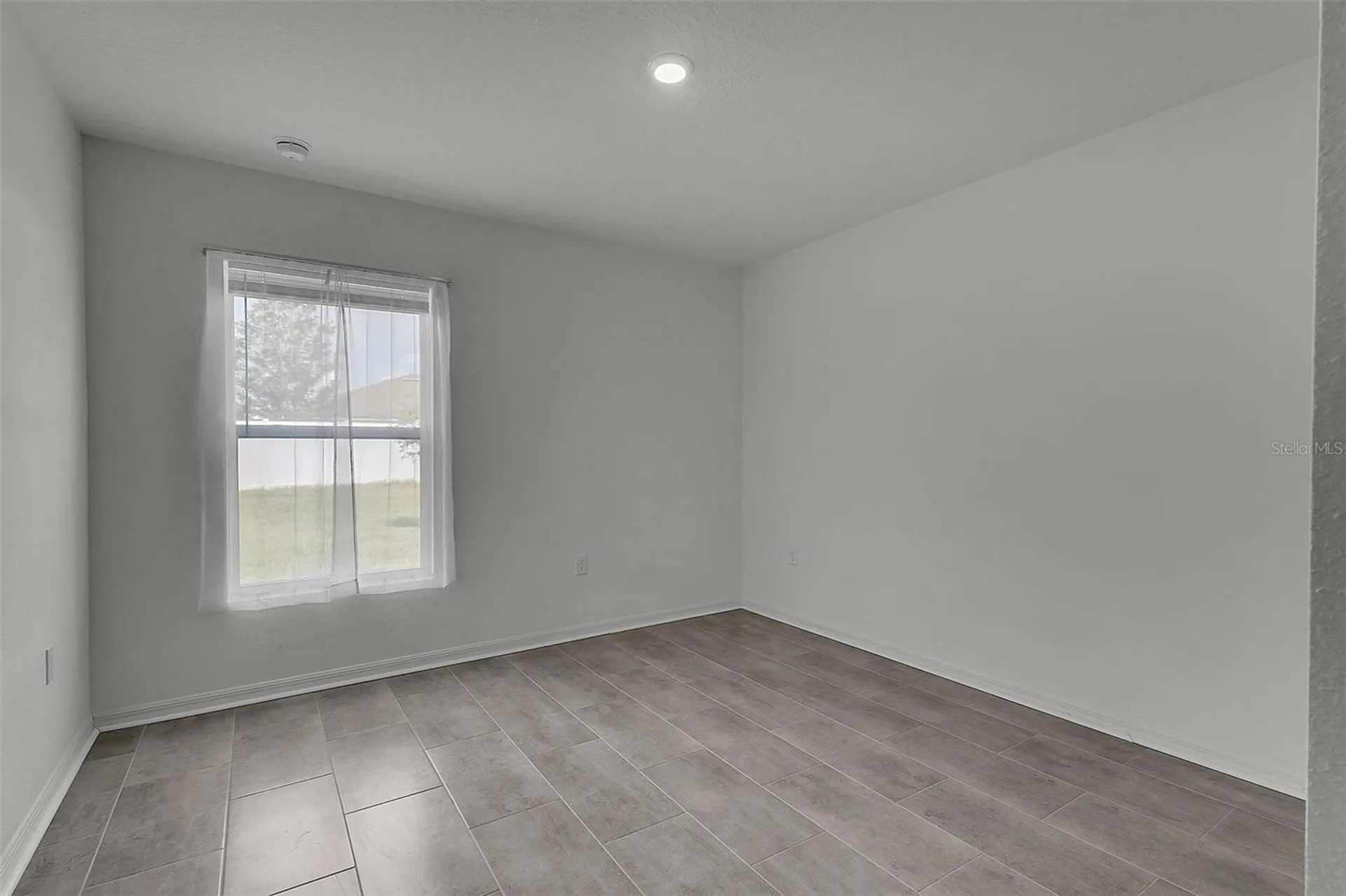 22 Round Tree Drive Palm Coast FL 32164