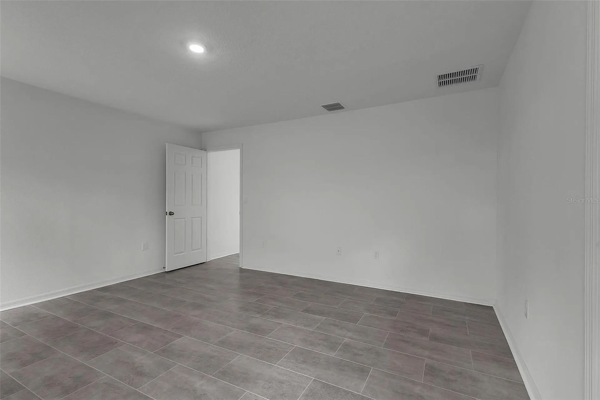 22 Round Tree Drive Palm Coast FL 32164