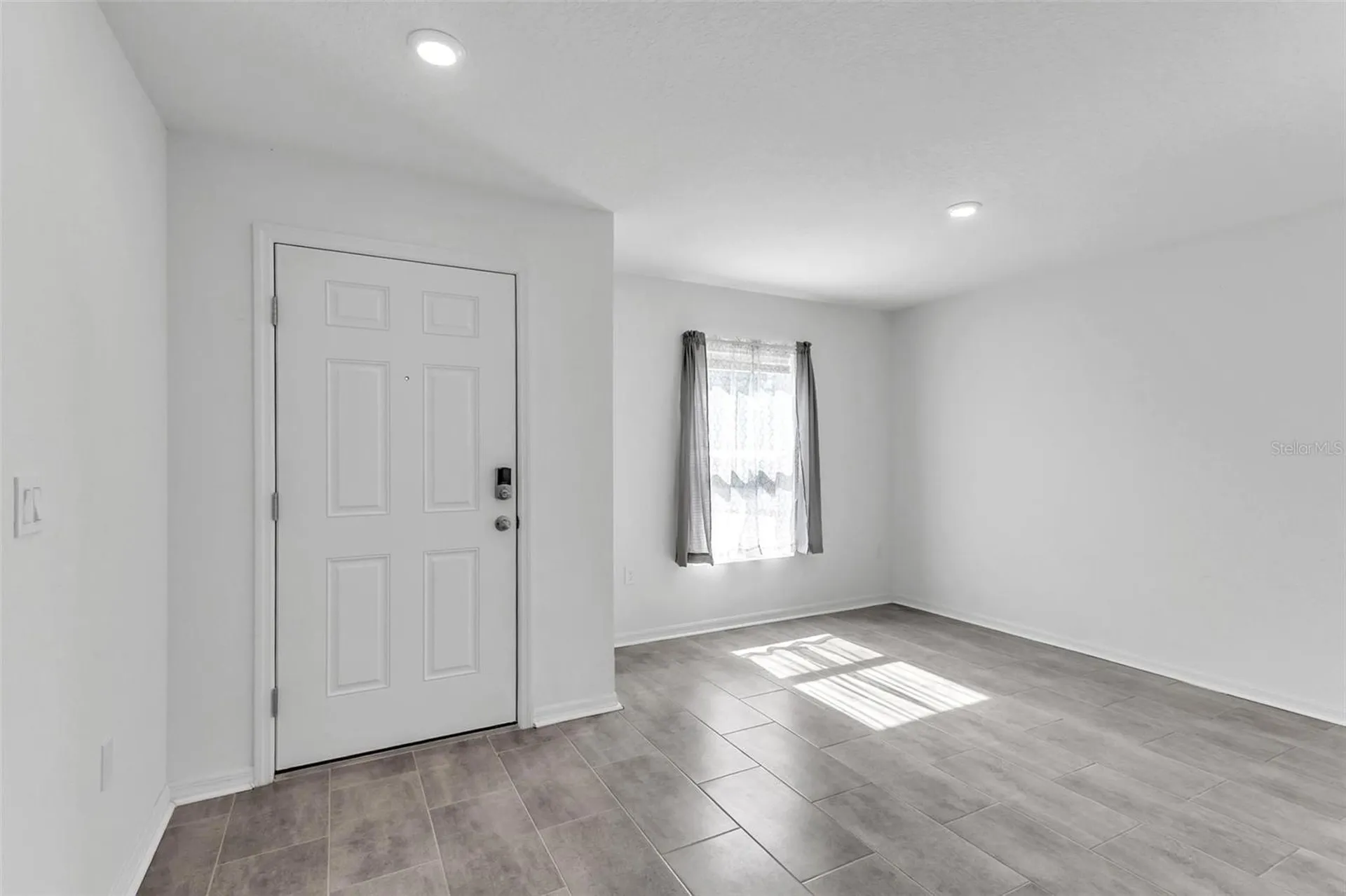 22 Round Tree Drive Palm Coast FL 32164
