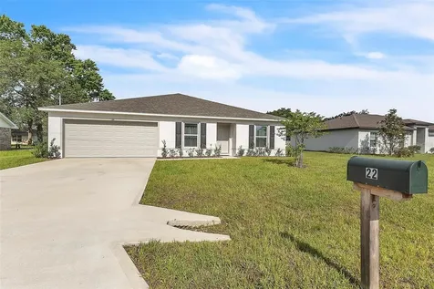 22 Round Tree Drive Palm Coast FL 32164