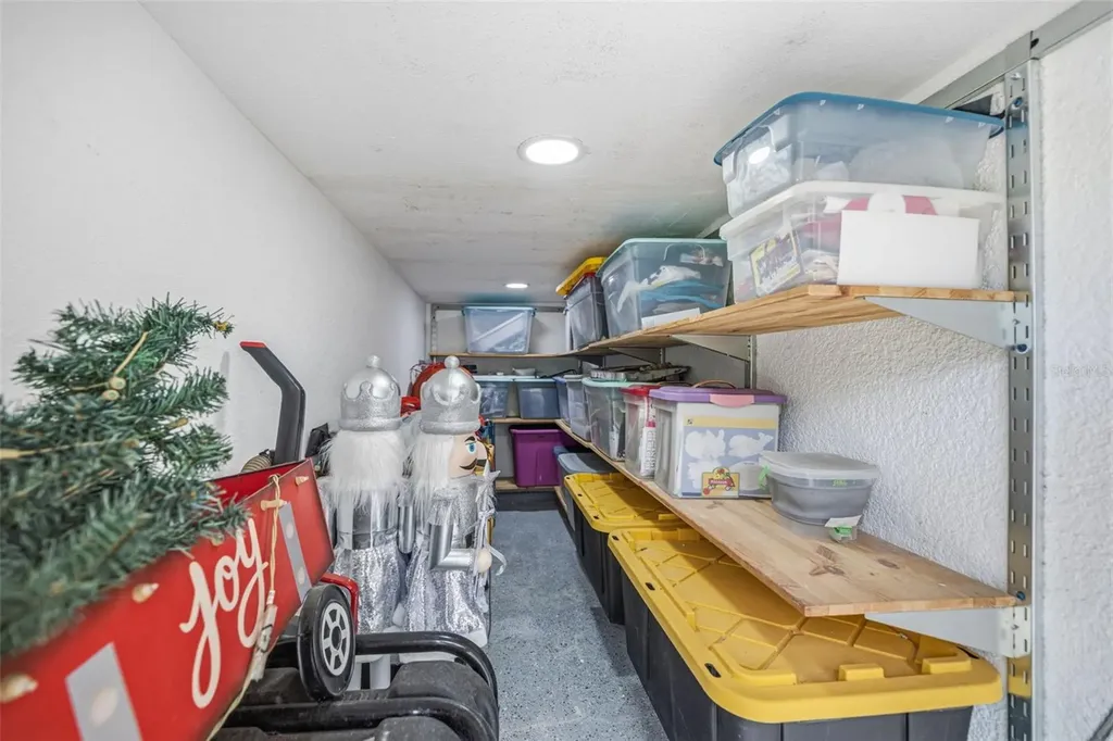 512 Dunaway Drive Valrico FL 33594