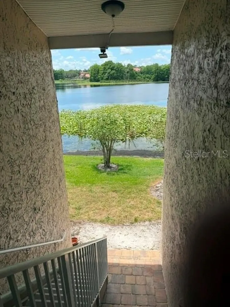 145 N Pearl Lake Causeway Altamonte Springs FL 32714