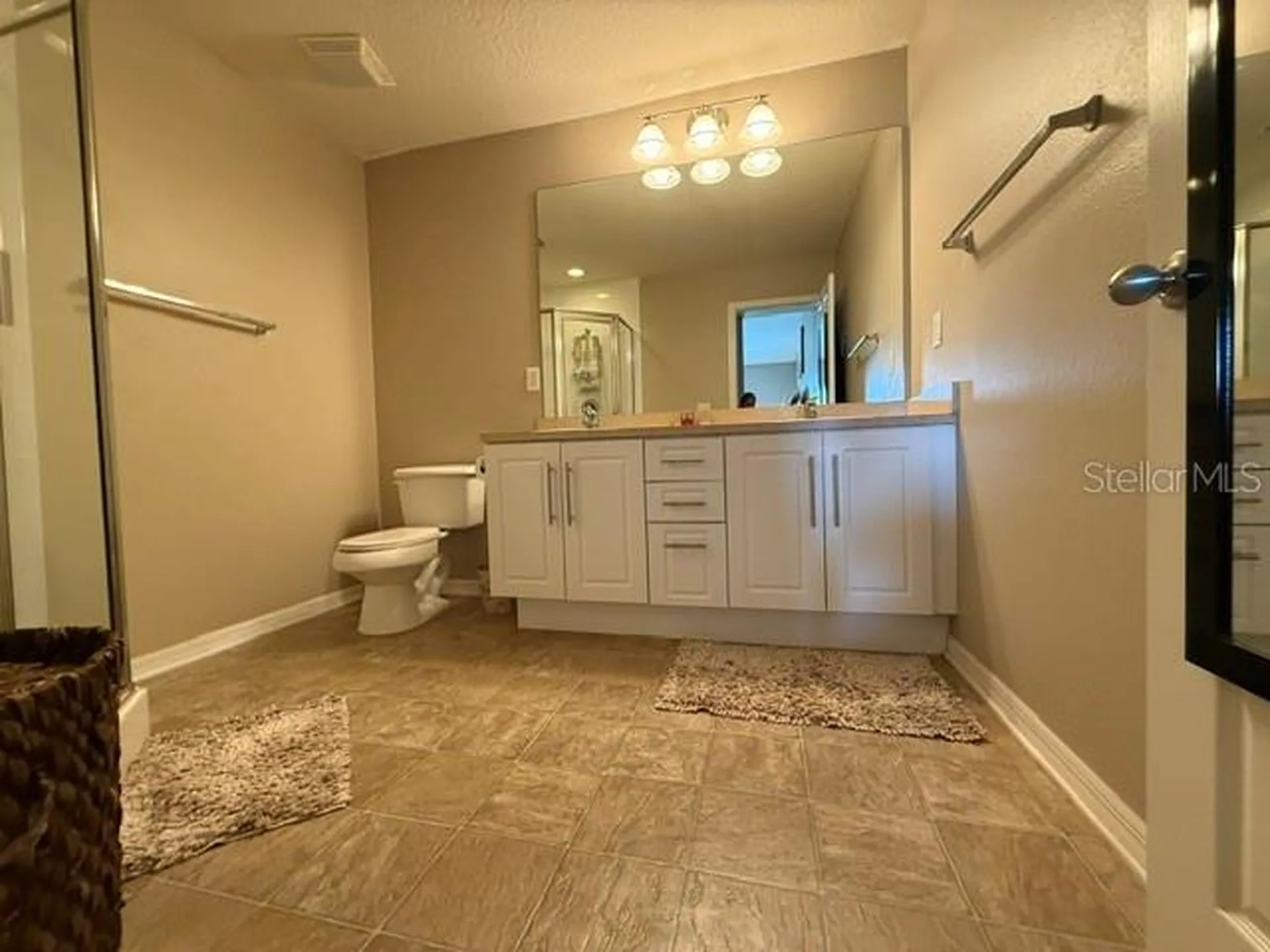 145 N Pearl Lake Causeway Altamonte Springs FL 32714