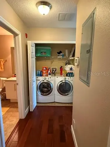 145 N Pearl Lake Causeway Altamonte Springs FL 32714