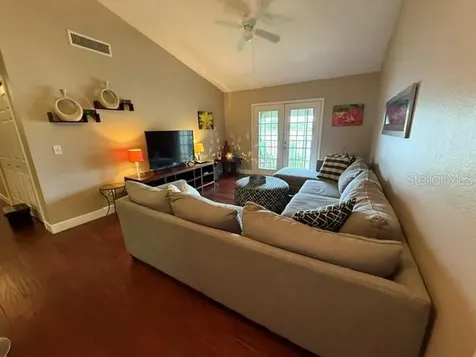 145 N Pearl Lake Causeway Altamonte Springs FL 32714
