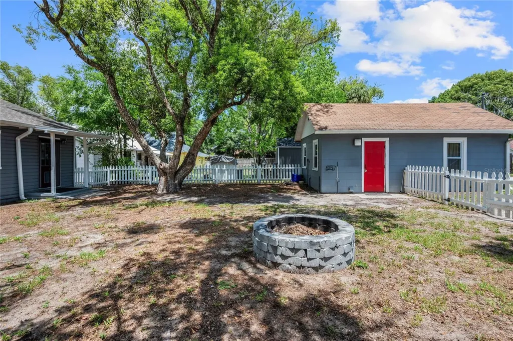 5416 8th Street Zephyrhills FL 33542