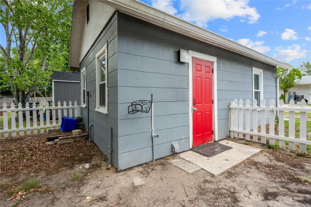 5416 8th Street Zephyrhills FL 33542