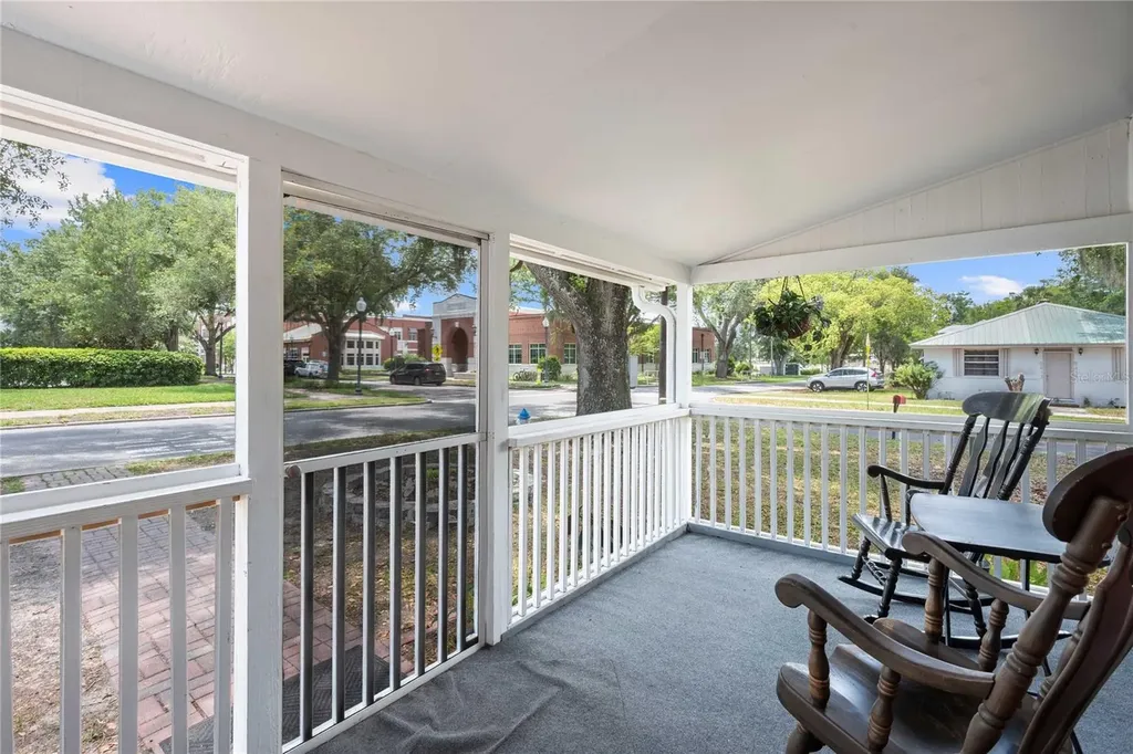 5416 8th Street Zephyrhills FL 33542