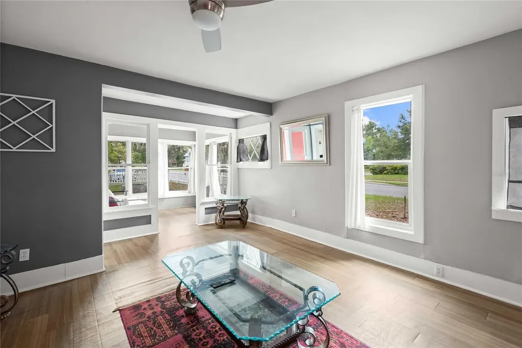 5416 8th Street Zephyrhills FL 33542