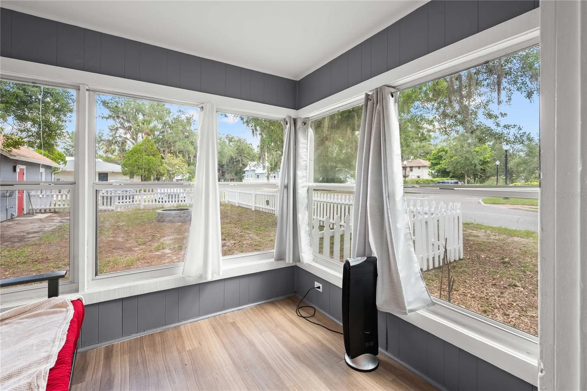 5416 8th Street Zephyrhills FL 33542