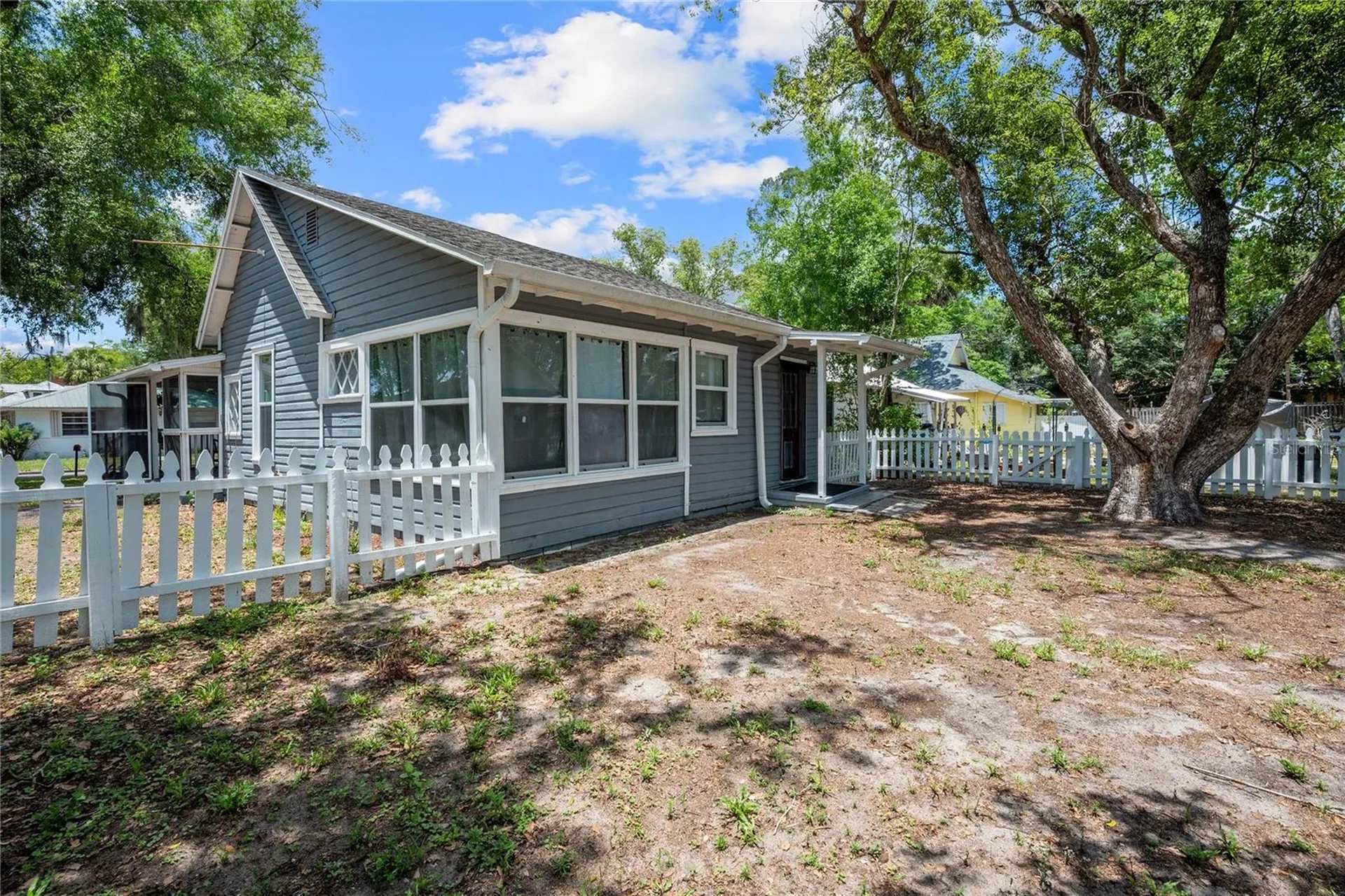5416 8th Street Zephyrhills FL 33542