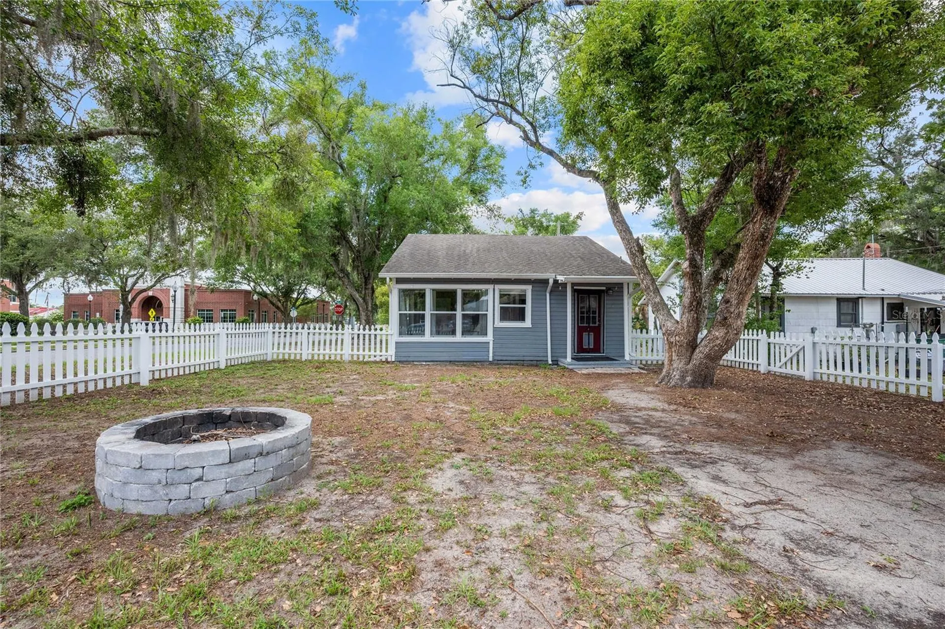 5416 8th Street Zephyrhills FL 33542