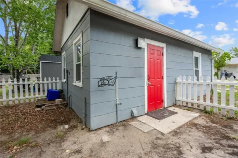 5416 8th Street Zephyrhills FL 33542