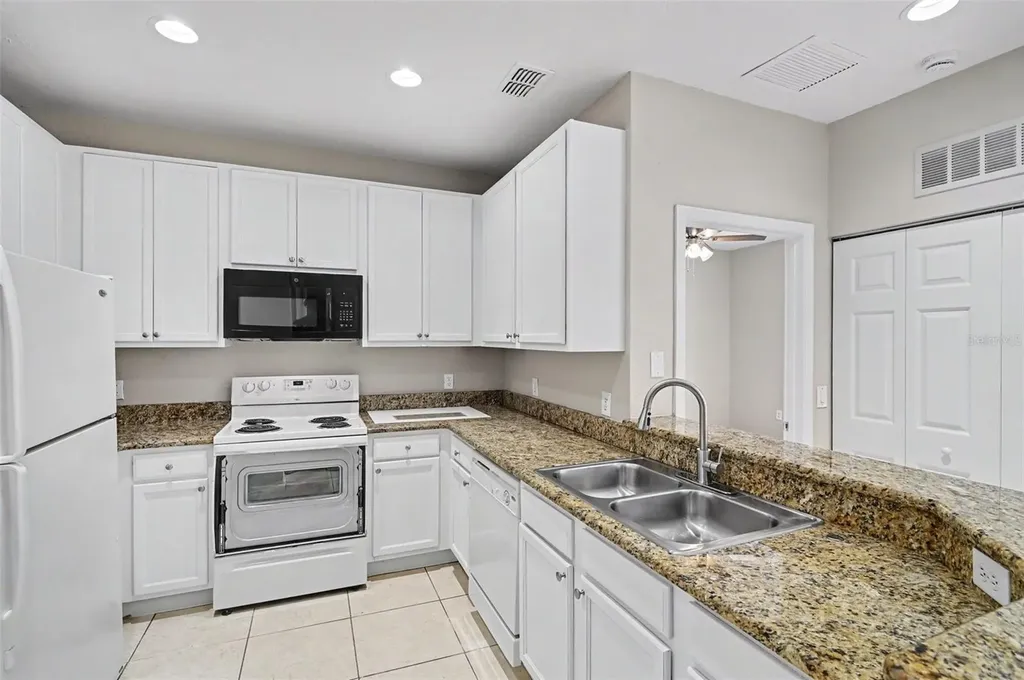 2460 Grand Central Parkway Orlando FL 32839