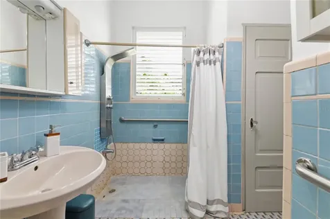 241 B Avenue Fajardo PR 00738