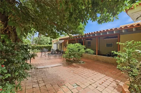 241 B Avenue Fajardo PR 00738