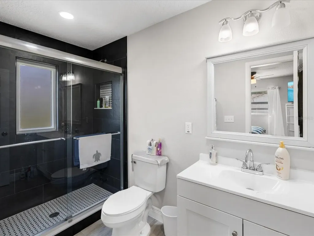 871 Darwin Drive Altamonte Springs FL 32701