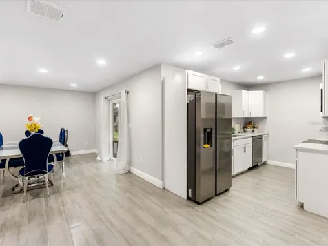 871 Darwin Drive Altamonte Springs FL 32701