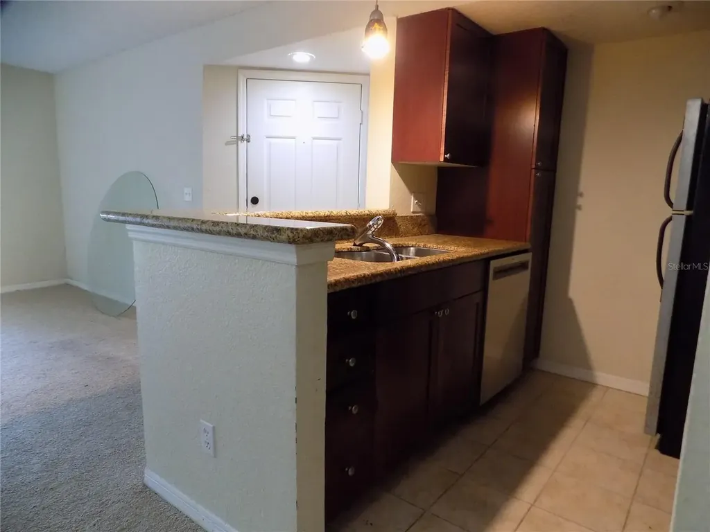 5116 Conroy Road Orlando FL 32811
