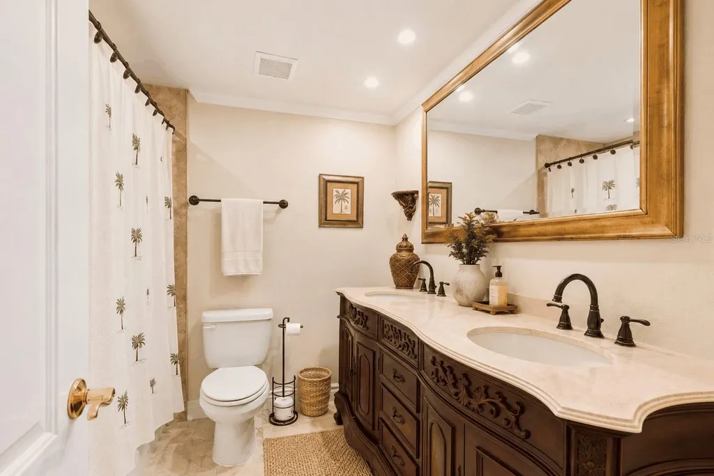 320 Island Way Clearwater Beach FL 33767