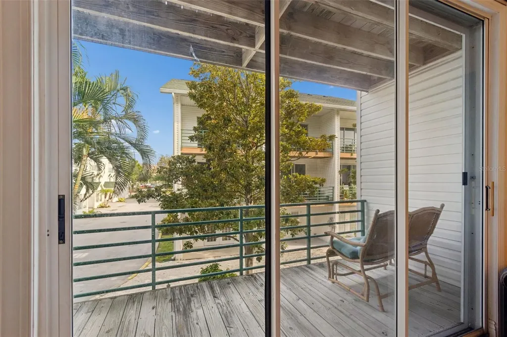 320 Island Way Clearwater Beach FL 33767