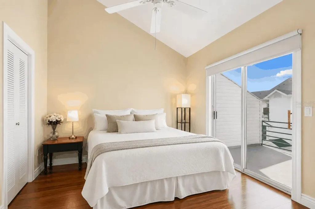 320 Island Way Clearwater Beach FL 33767