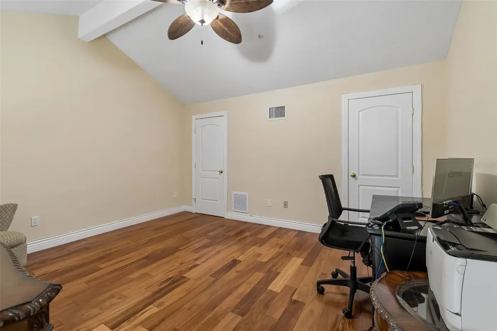 320 Island Way Clearwater Beach FL 33767