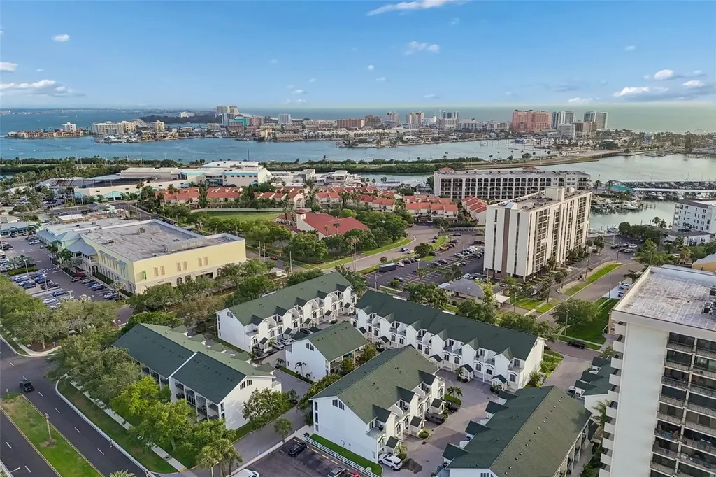 320 Island Way Clearwater Beach FL 33767