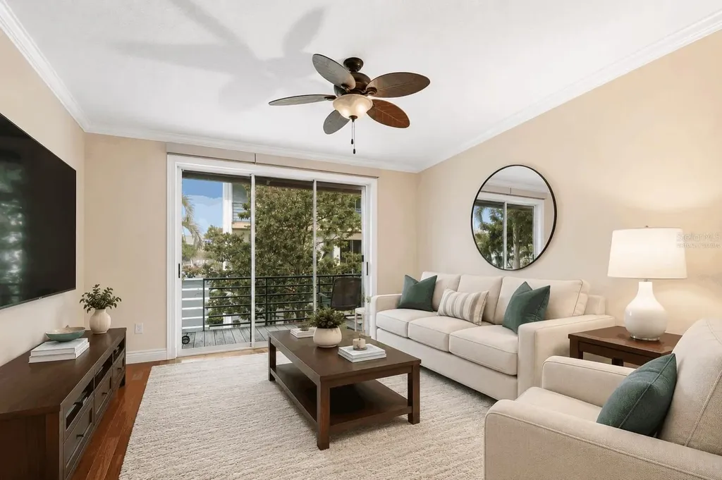 320 Island Way Clearwater Beach FL 33767