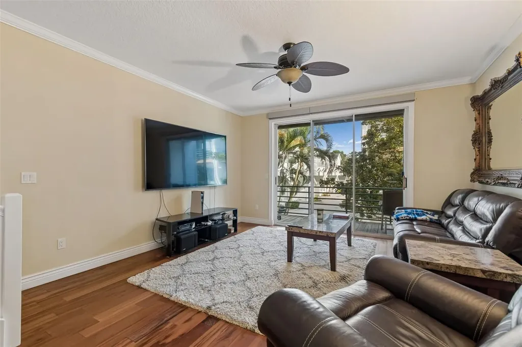 320 Island Way Clearwater Beach FL 33767
