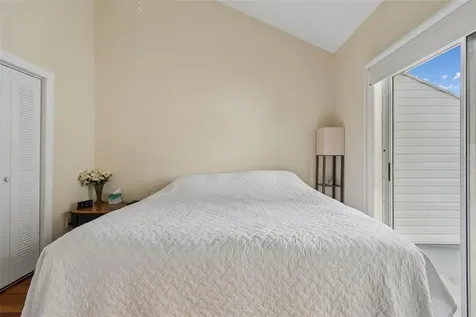 320 Island Way Clearwater Beach FL 33767