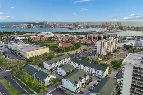 320 Island Way Clearwater Beach FL 33767