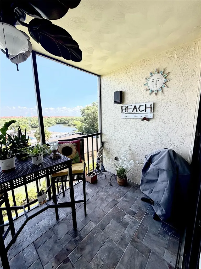 1000 Cove Cay Drive Clearwater FL 33760