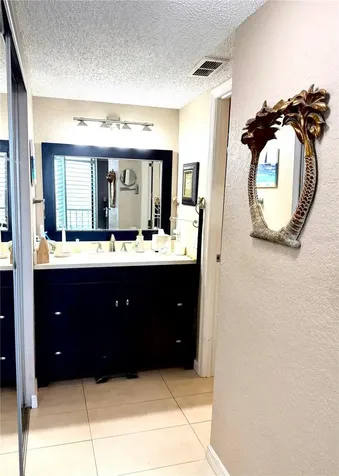 1000 Cove Cay Drive Clearwater FL 33760