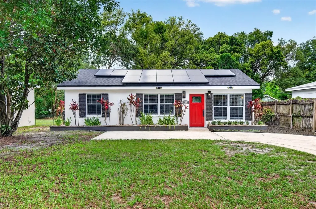 1610 E Paris Street Tampa FL 33610