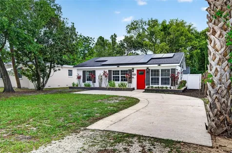 1610 E Paris Street Tampa FL 33610