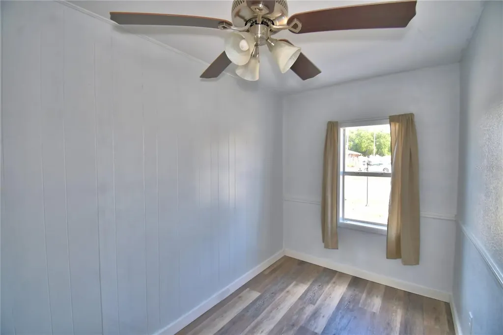 208 Center Street Auburndale FL 33823