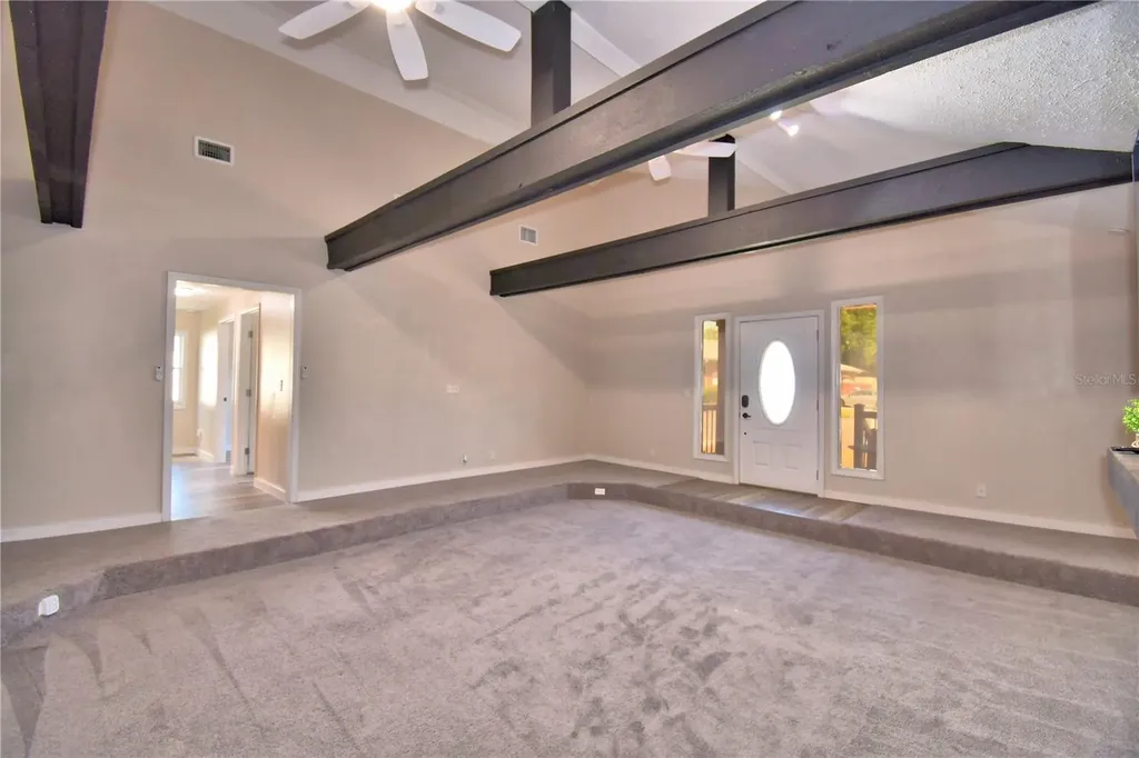 208 Center Street Auburndale FL 33823