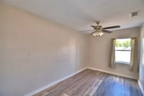 208 Center Street Auburndale FL 33823