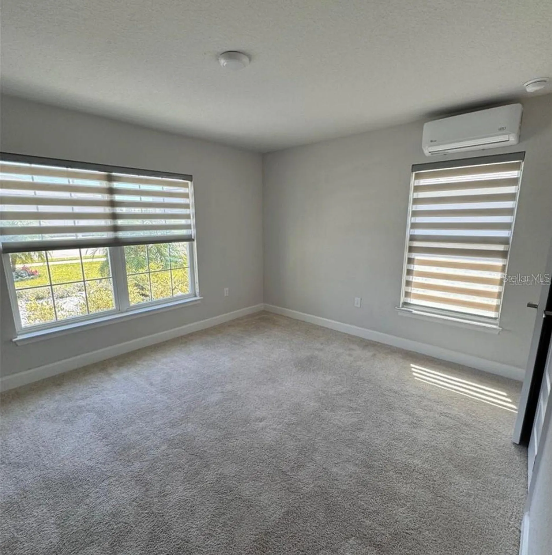 1049 W Citrus Landings Davenport FL 33837