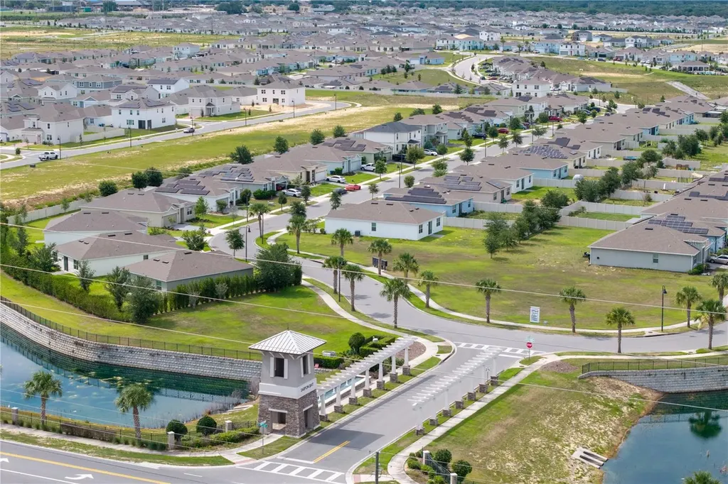 740 Richmond Estate Avenue Haines City FL 33844