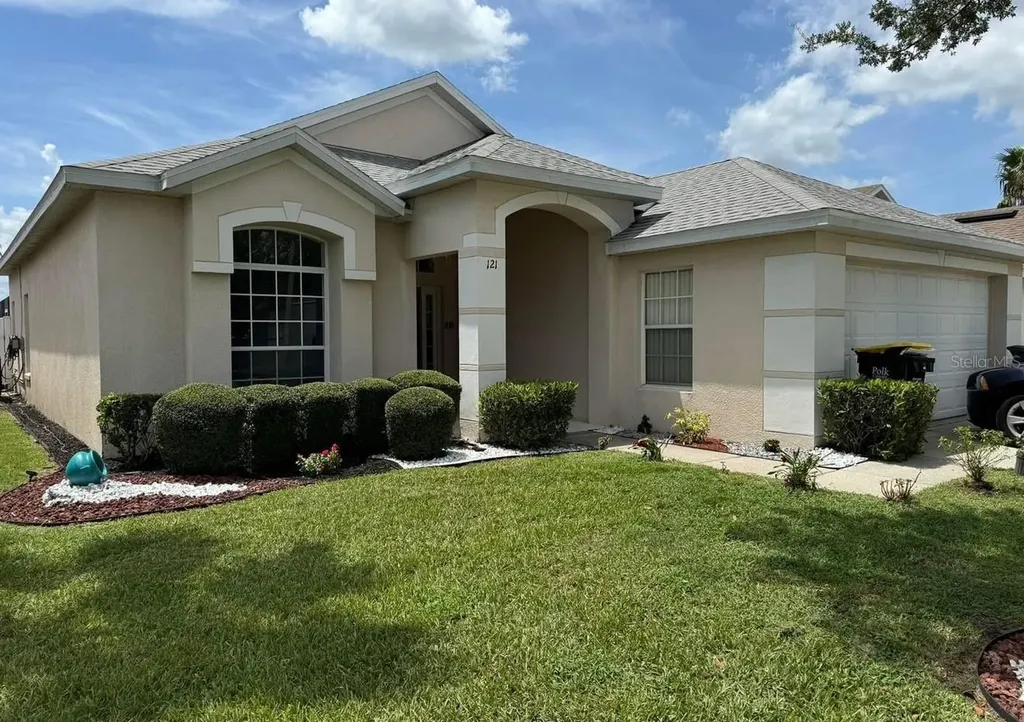 121 Bloomingdale Drive Davenport FL 33897