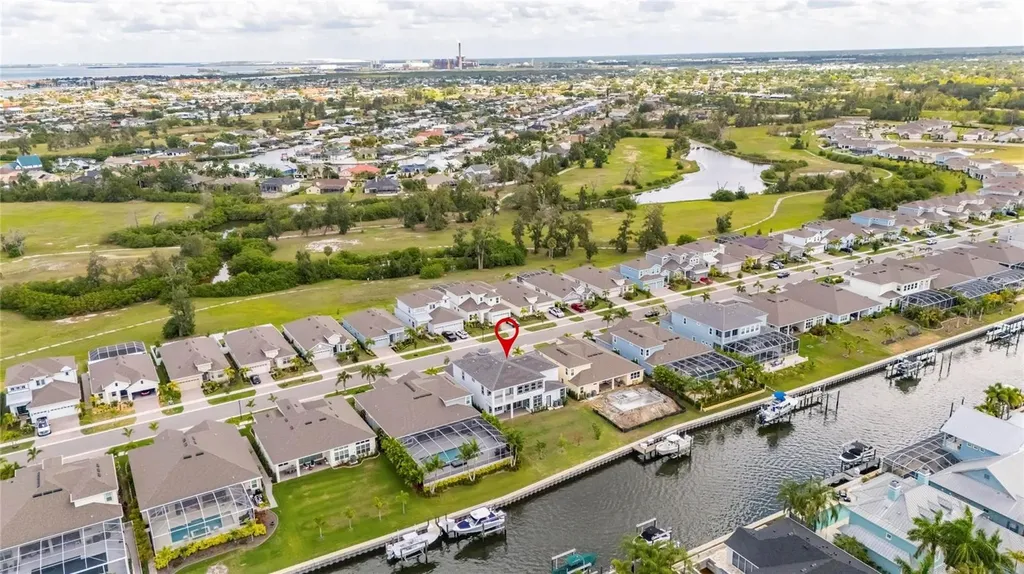 1016 Signet Drive Apollo Beach FL 33572