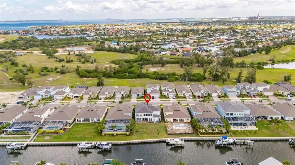 1016 Signet Drive Apollo Beach FL 33572