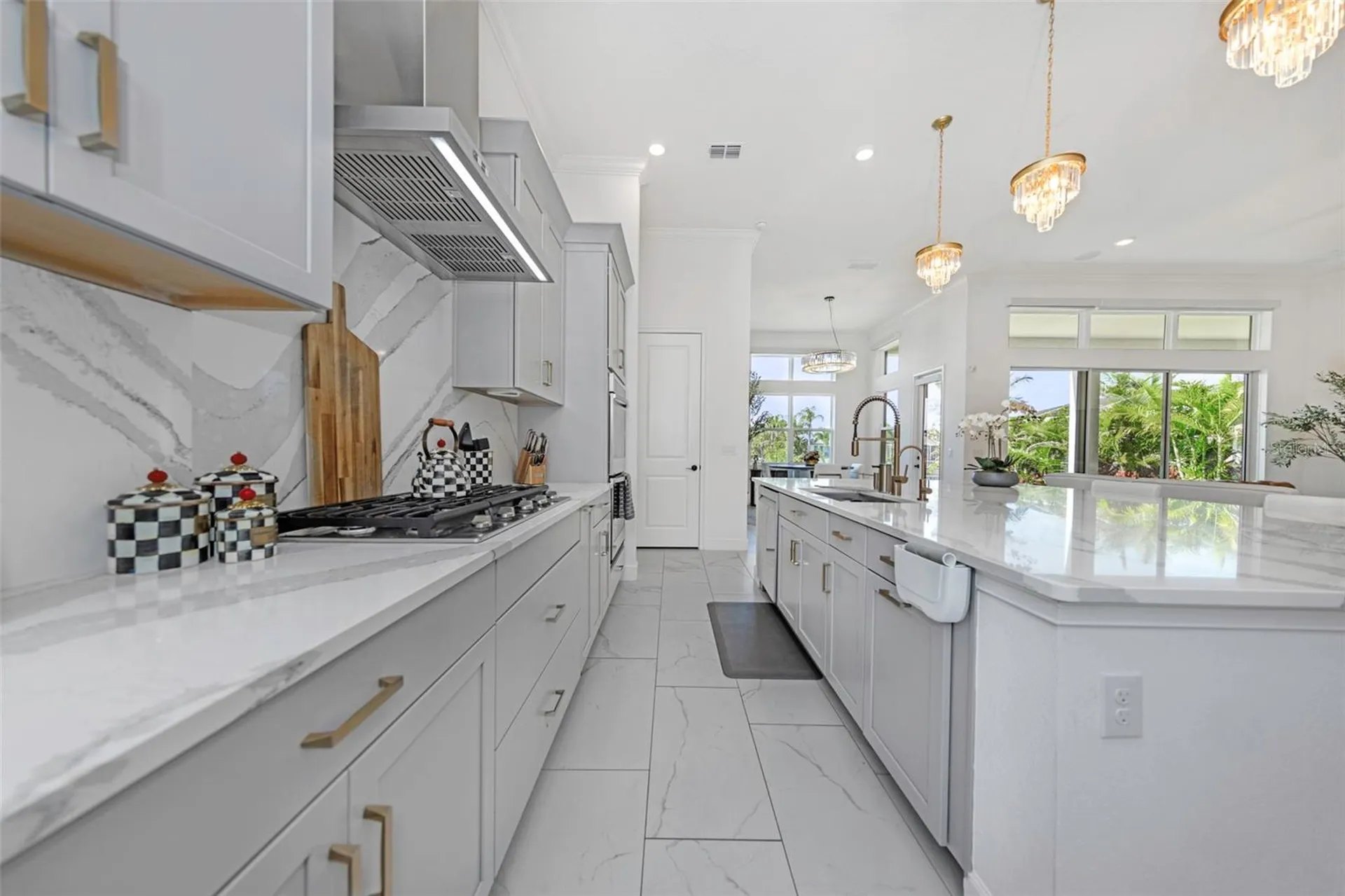 1016 Signet Drive Apollo Beach FL 33572