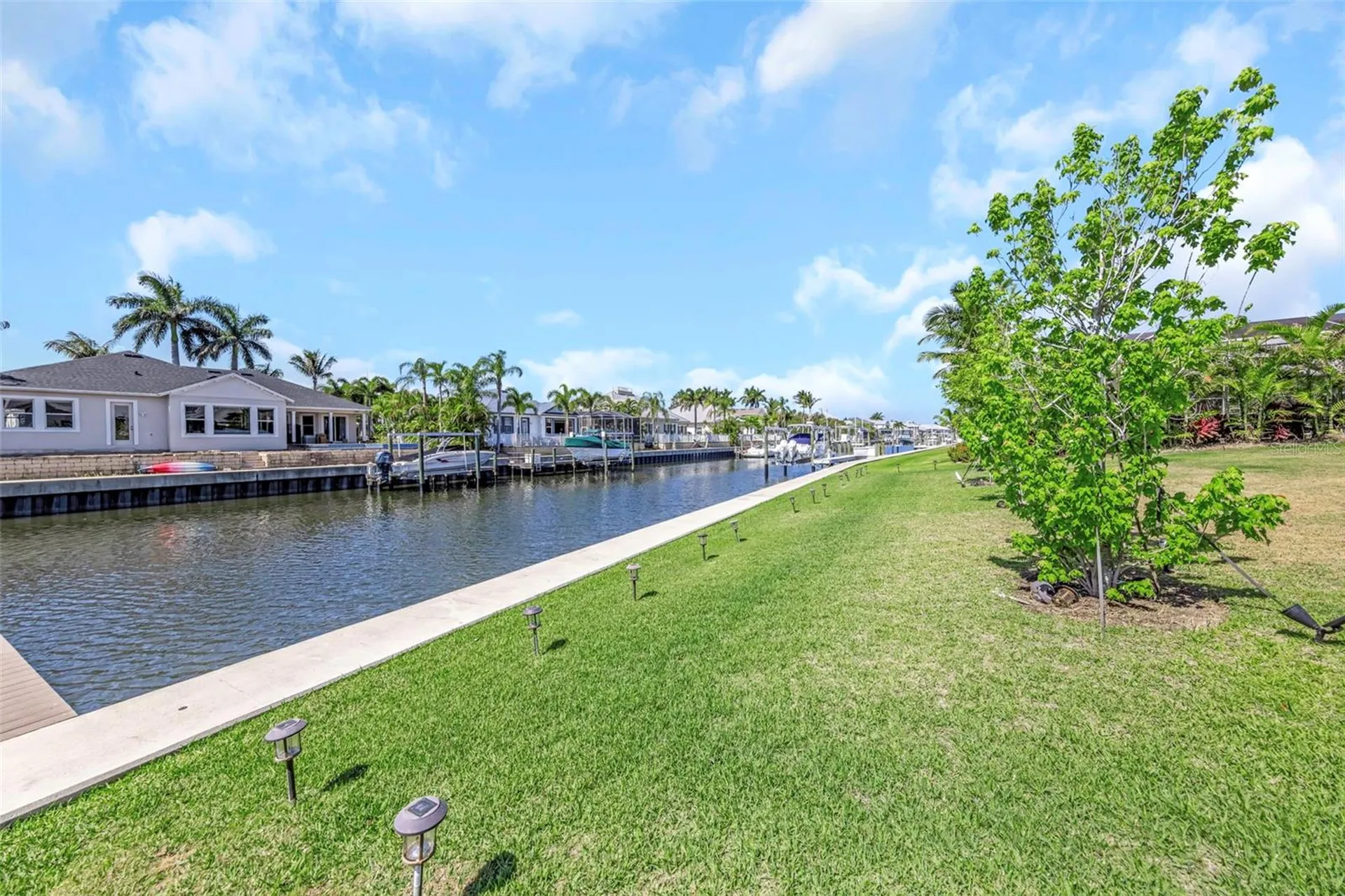 1016 Signet Drive Apollo Beach FL 33572