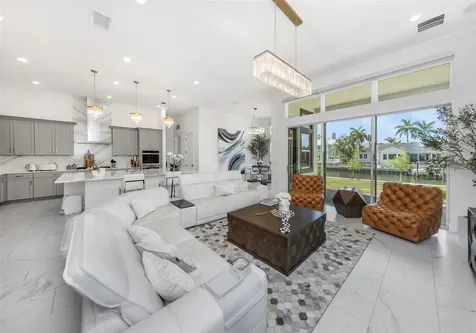 1016 Signet Loop Apollo Beach FL 33572