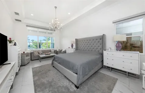 1016 Signet Drive Apollo Beach FL 33572