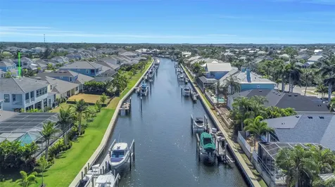 1016 Signet Drive Apollo Beach FL 33572