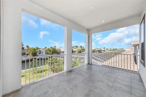 1016 Signet Drive Apollo Beach FL 33572